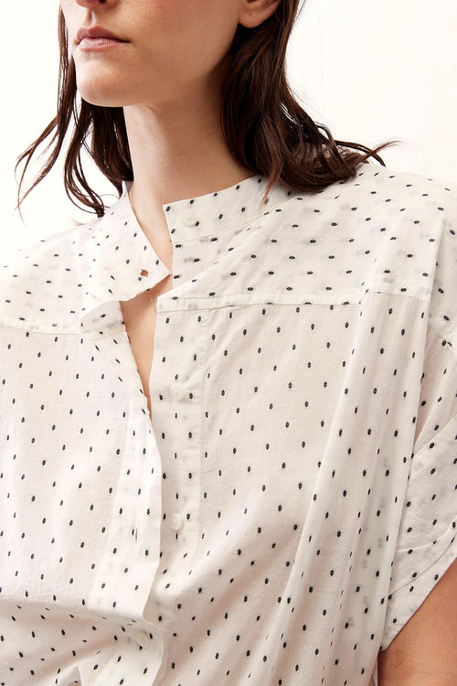 Stand collar detail at the neck