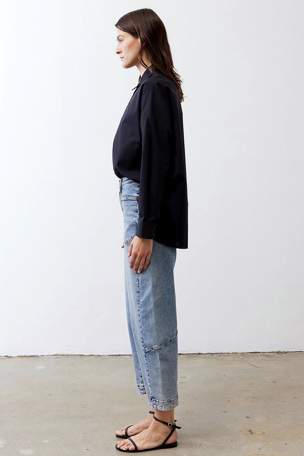 Oversized shoulder and body of the tunic