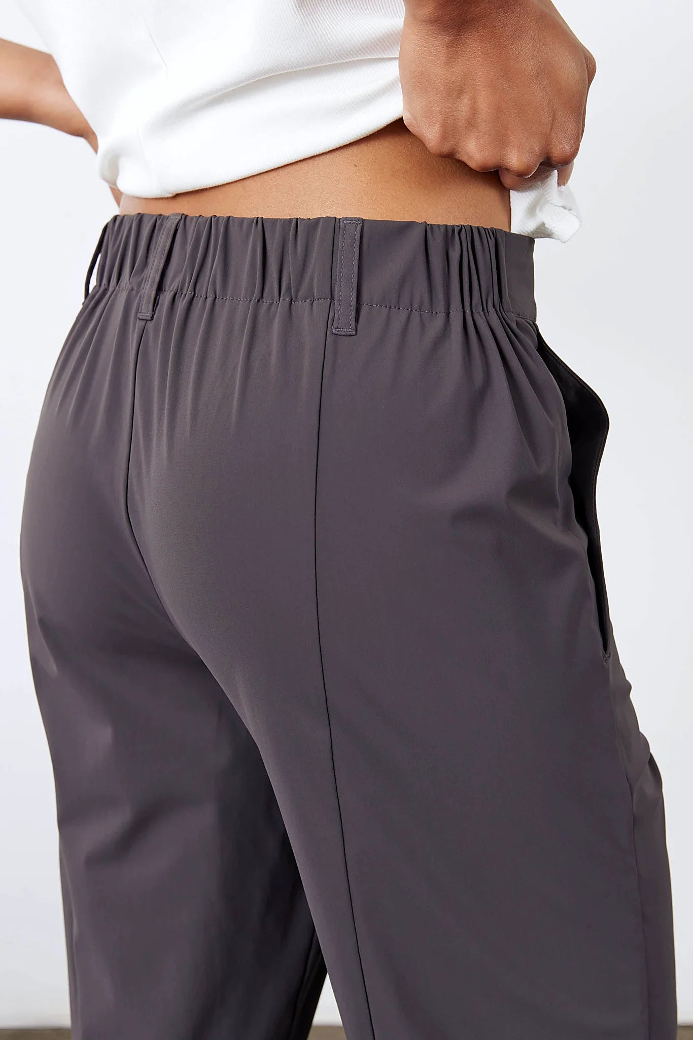 Petite Not Too Tapered Pants
