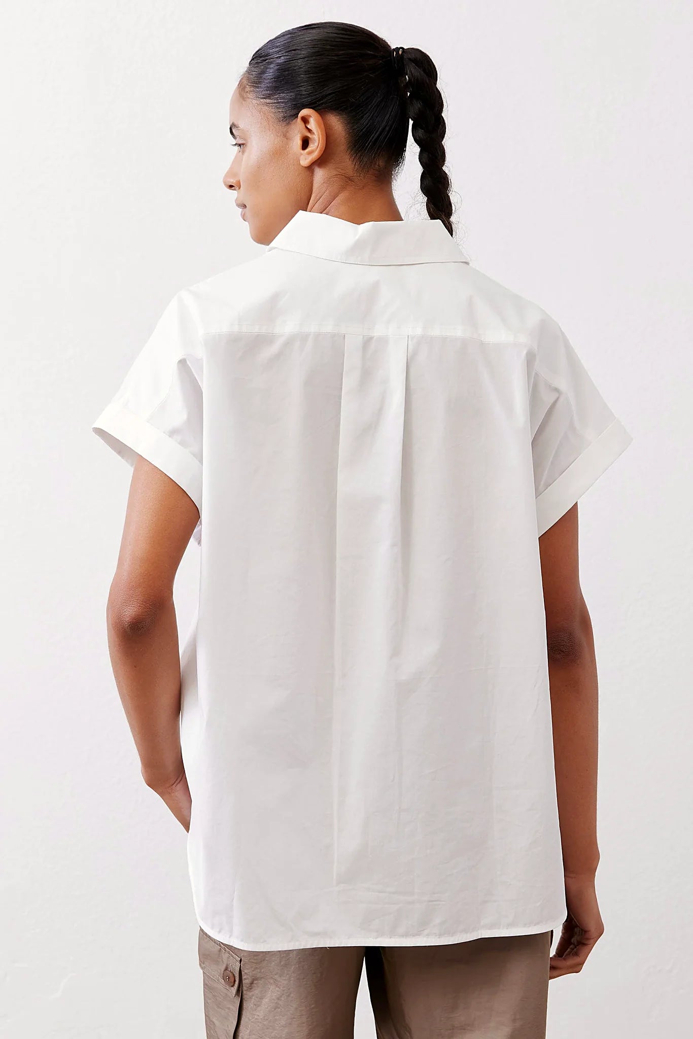 Short Sleeve Poplin Button Down Blouse