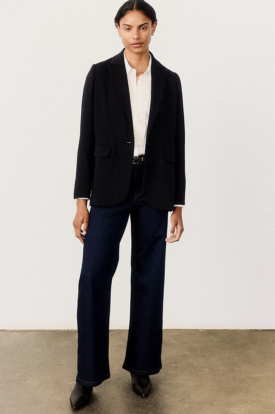 The Petite Classic Blazer That Upgrades You 2.0