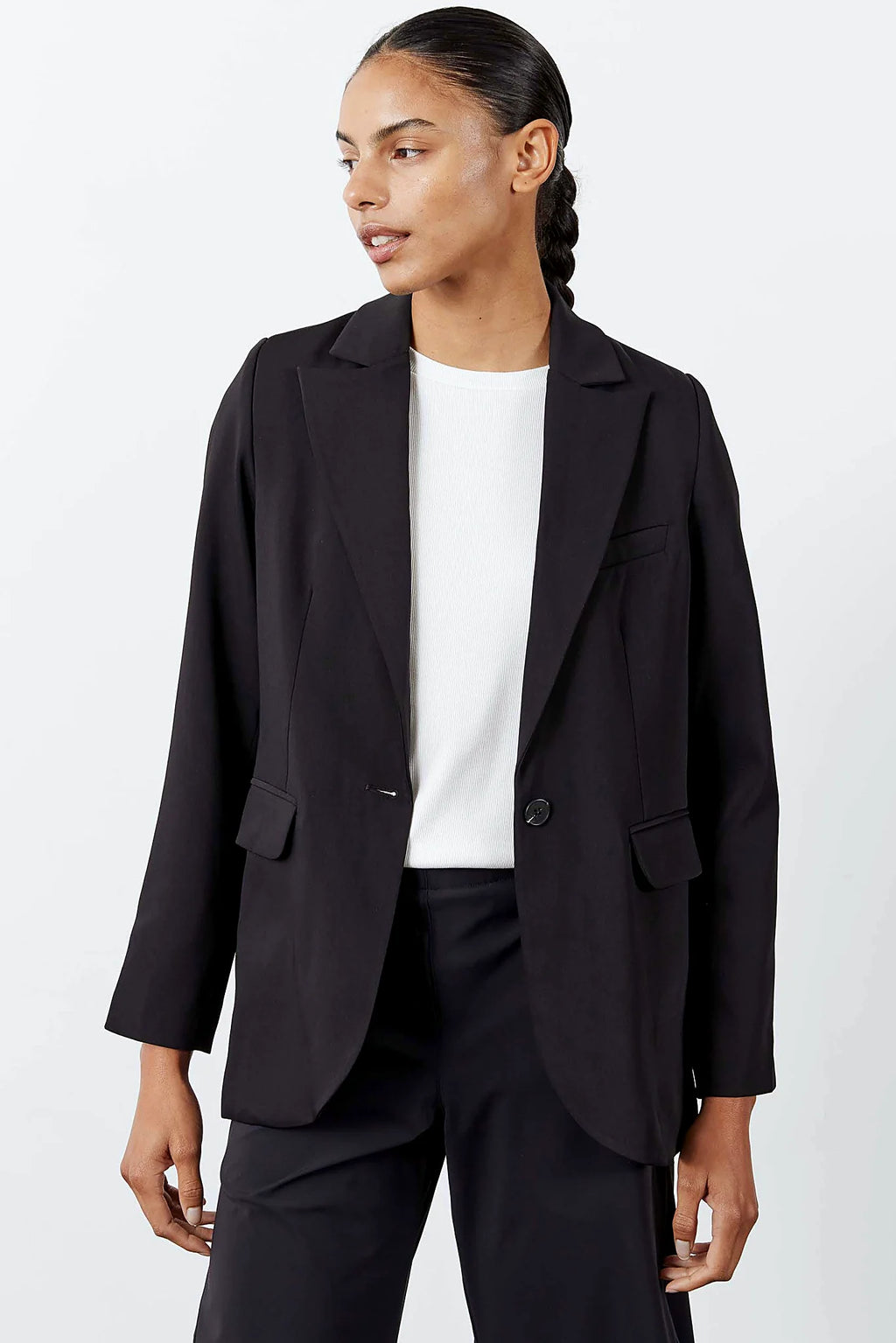 The Petite Classic Blazer That Upgrades You 2.0